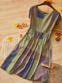 Faunlyn 格紋印花蝙蝠袖娃娃裙