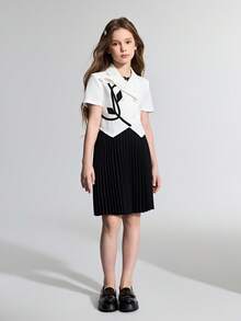 Maija Kids Maija Kids Conjunto informal de blusa de manga corta con decoración floral de color contrastante y minifalda para niña preadolescente - Blanco y Negro - Ver 4