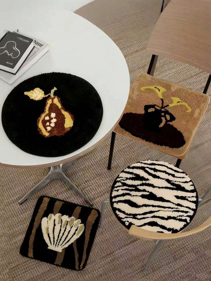 Cirelle Fun Cartoon Flocked Tush Cushion - Home & Office Desk Chair Pad, Comfy Year-Round Seat Pillow - 彩色 - 查看 1