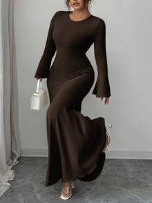 Elenzga Plus Size Elegant Solid Color Flare Sleeve Fishtail Hem Dress, Autumn - Brown - View 4