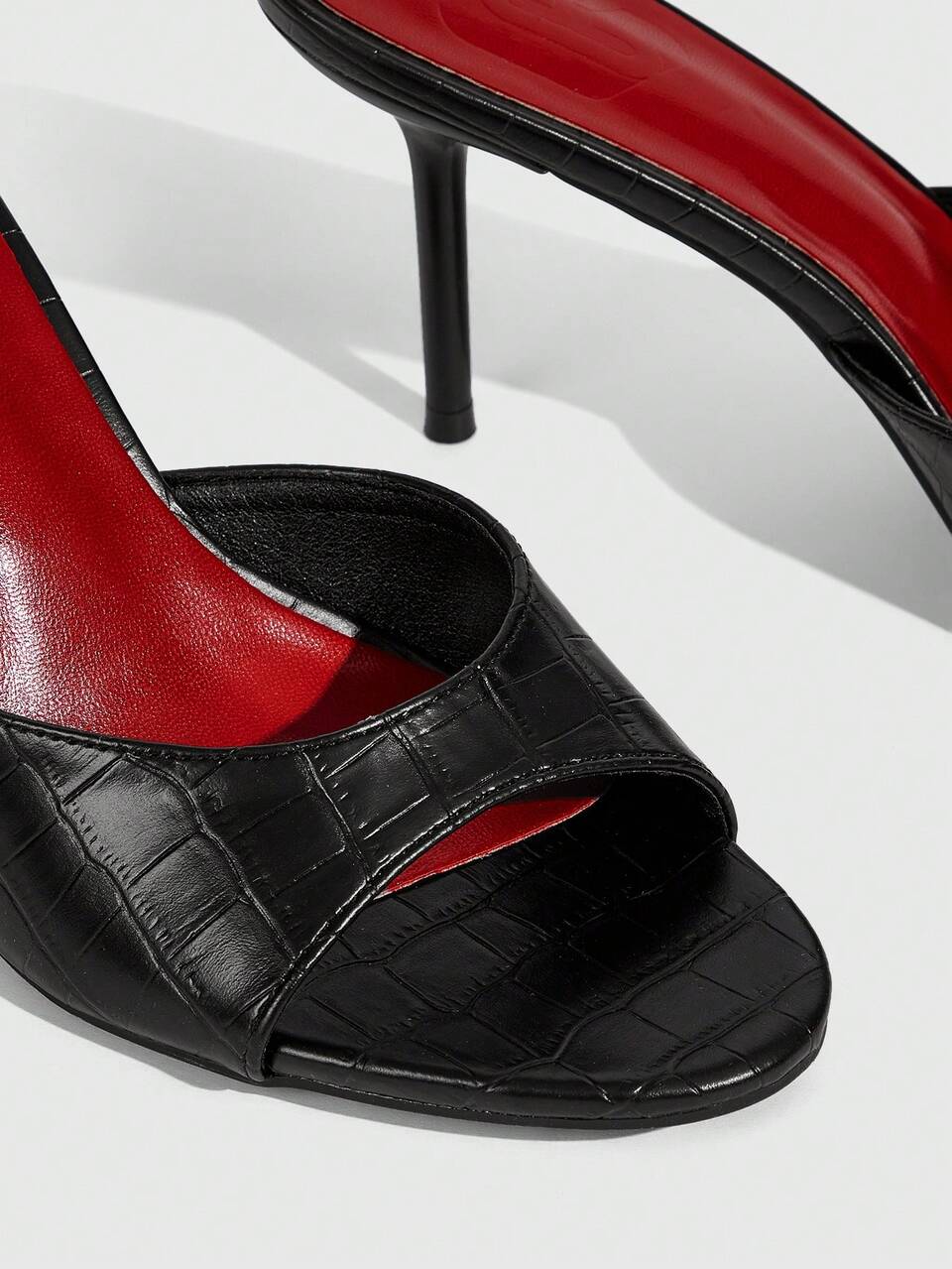 CUCCOO SZL Women Shoes Spring And Summer Crocodile Pattern Embossed Contrast Insoles Open-Toed High Heels, Royal Sister Style, Black And Red Color Matching Women's High Heel Sandals Wear Outside Home Dating Shopping Nightclub Party Holiday Gifts