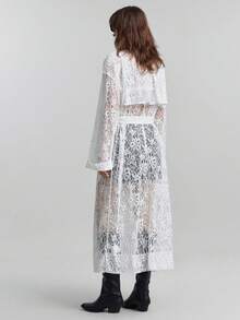 Ontre 2026 女士白色蕾丝舒适宽松透气风衣，翻领设计配腰带，现代都市休闲商务办公着装，低调优雅高品质，简约优雅时尚街头风长款外套 - 白色 - 查看 2