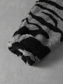 PAVTROS Men's Casual Contrast Color Fuzzy Patchwork Pullover Sweatshirt, Autumn/Winter,Vintage,Personalised ,Vacation,Men's,Party,Y2k,Summer,Festival,New Years,Search