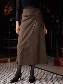 Uhlyne Uhlyne Damen eleganter plissierter Wildlederrock, vielseitig für Frühling, Herbst, Winter, geeignet für Urlaub, Party, Pendeln, Büro, Alltag, einfarbiger Metalldekor - Mokka-Braun - Übersicht 3