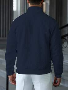 Manfinity Homme 男士加大码休闲纯色纹理立领拉链卫衣，男士新款秋季简约休闲套头拉链卫衣，适合日常通勤和旅行的百搭单品，男士绞花针织卫衣，男士针织衫，四分之一拉链卫衣 - 藏蓝色 - 查看 2