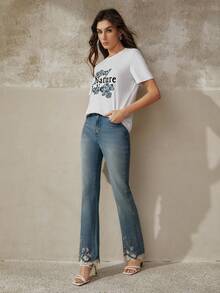 Áo thun nữ cổ tròn dáng casual Anewsta, tay ngắn, in chữ, kẻ caro và họa tiết hoa lãng mạn. - trắng - Xem 5