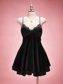 SHEIN ICON 大码女士缎面蕾丝拼接黑色吊带裙 - 黑色 - 查看 3