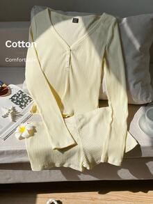 SHEIN EZwear 女式奶油色休闲长袖上衣和短裤两件套，适合夏季度假、沙滩装、家居服、春假 - 黃色 - 查看 1