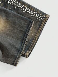 ROMWE MEN Street Life Men's Fashionable Rhinestone & Rivet Decor Vintage Washed Denim Shorts - Medium Wash - View 4