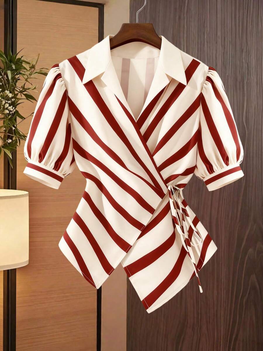 GlowEve CURVE 大码女式V领优雅不规则下摆条纹休闲短袖交叉系带腰身衬衫 - 紅白色 - 查看 1