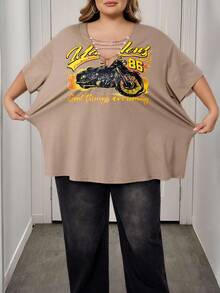 SHEIN CURVE+ Plus Size Women's Basic Solid Khaki Casual Retro Distressed Street Style Short Sleeve Top, Loose Punk Motorcycle Graphic Print T-Shirt With Metal Chain Decor, Versatile For Daily Wear/Music Festival/Club/Party - Khaki - View 5