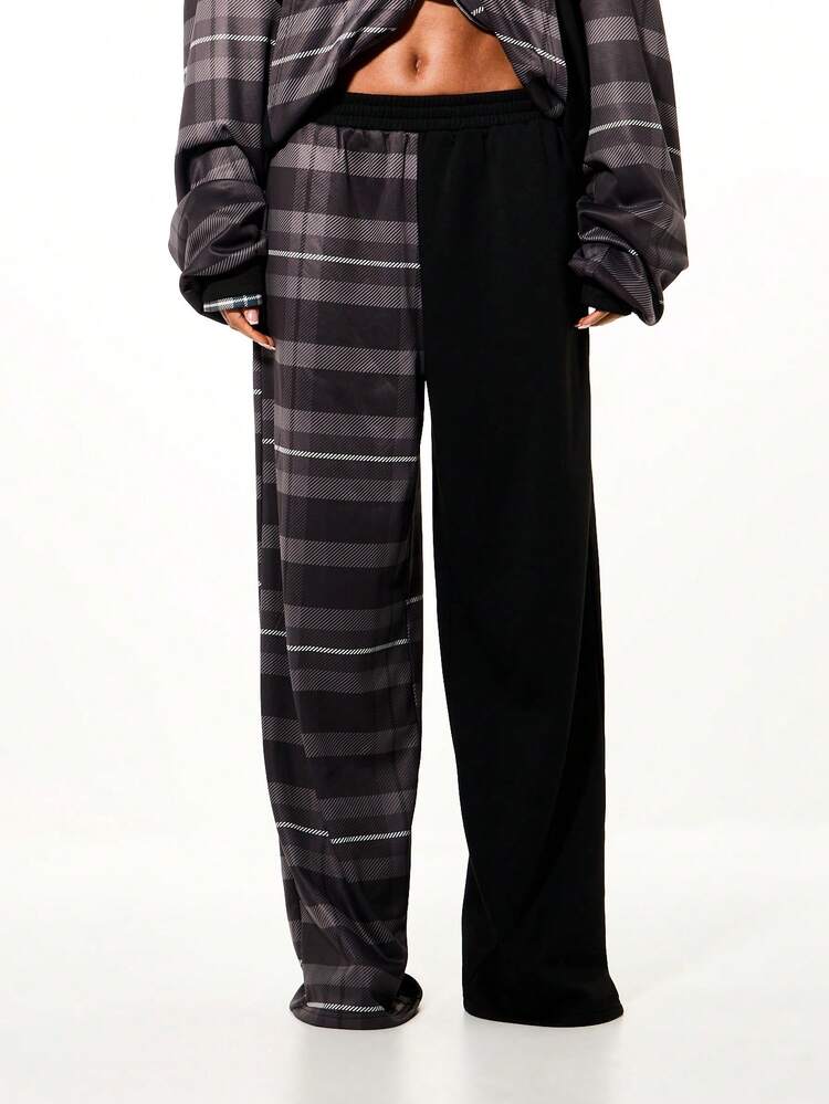 SUMWON WOMEN Oversized Plaid Spliced Wide Leg Sweatpants