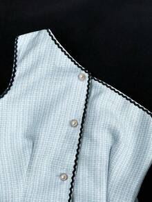 Blusa de hombro oblicuo versátil y de moda para uso casual y de oficina, con textura de tweed gruesa, cinta de onda y contraste de color, nueva llegada de otoño 2025 para mujer - Celeste - Ver 5