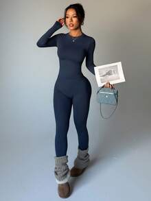 Dewbera 女士无缝运动套装，紧身长袖上衣和高腰收腹打底裤 - 藏蓝色 - 查看 1