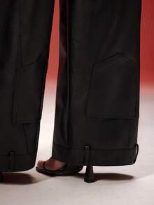 Denimoi Quần ống đứng giả da với chi tiết túi ngược, kiểu dáng cá tính, thích hợp cho các buổi tiệc tùng, đi club hoặc concert. - màu đen - Xem 2