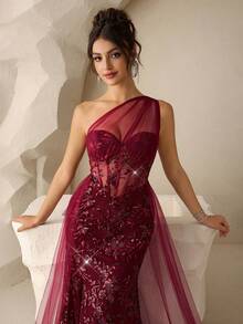 Coutiva 女士串珠网纱拼接不对称肩部开衩侧边网纱飘逸正式晚礼服 - 酒紅色 - 查看 6