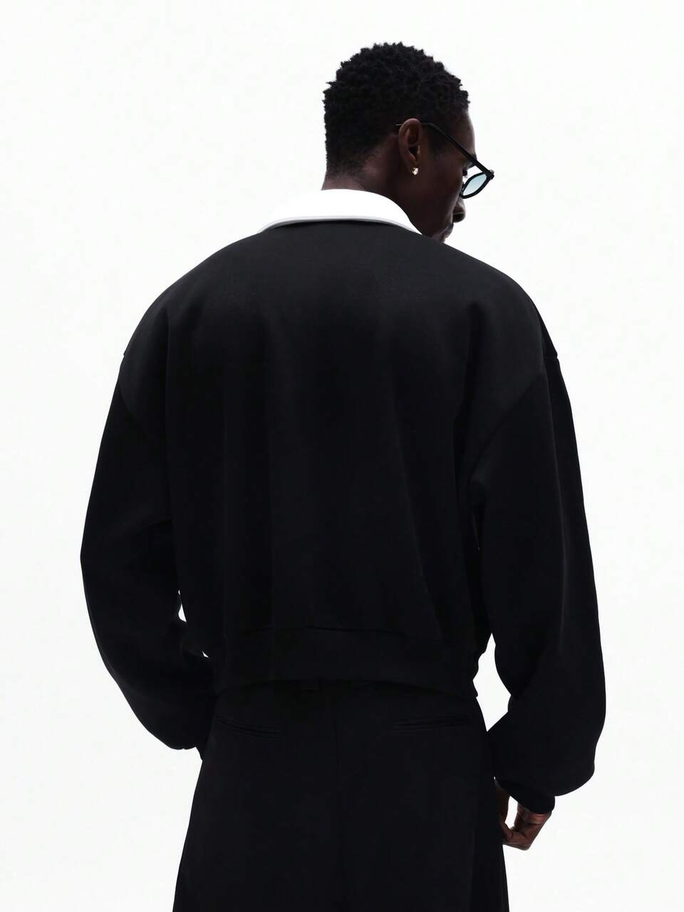 SUMWON Tokyo Logo Collar Button Placket Long Sleeve Pullover Sweatshirt Plain