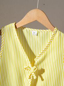 SHEIN Genkimix Kids 2件套女童无袖条纹编织背心，蝴蝶结装饰，松紧腰宽松休闲短裤，夏季 - 黃色 - 查看 6