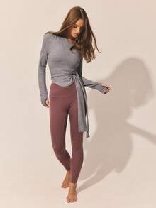 Aralina 柔软弹力针织单肩长袖裹身系带修身不对称设计外出上衣女装 - 灰色 - 查看 10