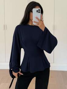 Siren Gaze 女士优雅通勤纯色喇叭袖修身收腰T恤 - 藏蓝色 - 查看 3