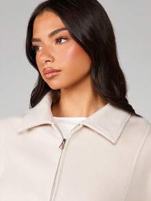 MISSGUIDED 女士秋冬休闲外套，宽松米色全拉链翻领卫衣外套，弹性袖口，版型舒适。 - 卡其色 - 查看 6