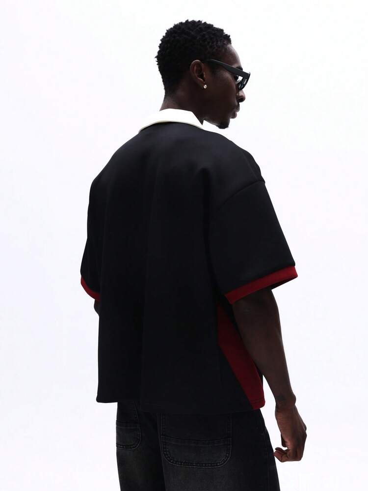 Kurz geschnittenes Polo-Shirt mit Farbblock-Design