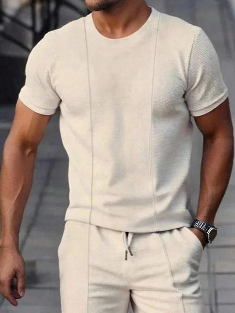 Manfinity Homme 男士纯色圆领短袖休闲T恤，适合日常休闲、周末旅行、户外活动、探险旅行、轻松的工作环境或半正式场合，也可作为送给男友/丈夫的礼物，周年纪念/生日礼物，适合派对、暑假、新年、婚礼、情人节等场合。米色针织纹理面料T恤，适合周末旅行、户外活动、探险旅行、轻松的工作环境或半正式场合，也可作为送给男友/丈夫的礼物，周年纪念/生日礼物，适合派对、暑假、新年、婚礼、情人节等场合。男士两件套休闲短裤套装，男士两件套夏季男士套装，男士两件套运动套装。 - 米色 - 查看 1