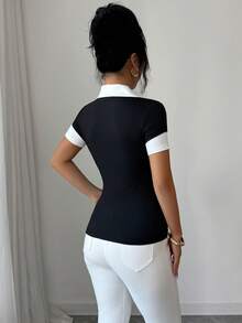 SHEIN Elenzya Áo thun nữ tay ngắn cổ chữ V phối đen trắng thanh lịch, thích hợp cho các buổi tiệc, hẹn hò, đi làm, công sở, lễ tốt nghiệp, Ngày Nhà giáo, tựu trường, Giáng sinh, Ngày Valentine, Lễ Tạ ơn, mặc hàng ngày, mùa xuân/hè. - Đen và trắng - Xem 2