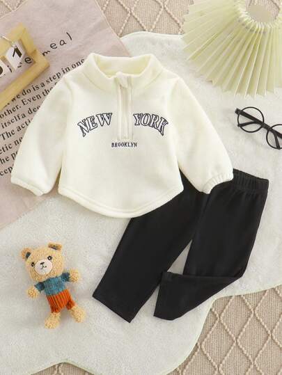 SHEIN 2件套女婴新生儿秋季套装，立领半开襟长袖上衣，饰有英文刺绣，抓绒面料，休闲黑色打底裤，适合新生儿的可爱套装