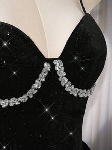 SHEIN ICON Robe moulante en velours à fleurs avec strass pour femmes grandes tailles - Noir - Voir 9