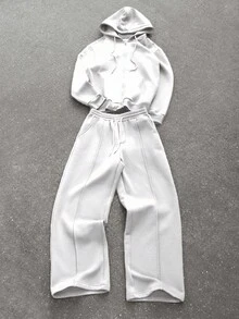 STYNVO Bộ đồ nam gồm áo nỉ dài tay có mũ trùm đầu, dây rút và khóa kéo, quần nỉ có túi, thích hợp cho kỳ nghỉ và đi làm. Bộ đồ hai mảnh dành cho nam, bộ đồ màu xám và trắng, bộ đồ phối hợp màu xám gồm hai mảnh và quần. - trắng - Xem 1