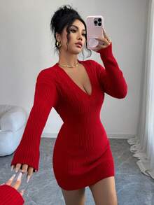 SHEIN Raffinéa Women's Solid Color V-Neck Cable Knit Elegant Waist Cinched Long Sleeve Sweater Dress, Suitable For Autumn/Winter Parties And Events Red Long Sleeve Dress Ribbed Dress Long Tight Dress Red Bodycon Dress Sexy Red Dress Women - Red - View 3
