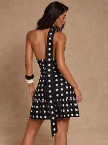 Glamine 女士时尚黑白波点修身泡泡下摆斜领挂脖系带迷你连衣裙，适合新年、派对、毕业典礼等场合。 - 黑與白 - 查看 6