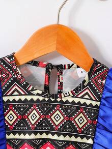 SHEIN 2pcs/Set Baby Girls' Blue Summer Outfit,Cute Middle Eastern Style Floral Print Top Ruffled Collar & Skirt With Shoulder Accessory,Boho Vacation Dress - Blue - View 8