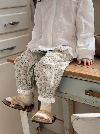 DAZY 女童碎花印花休闲宽松蕾丝边拼接短裤