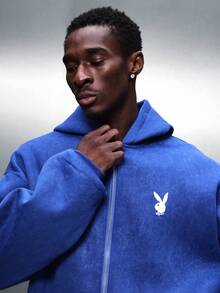 PLAYBOY X SUMWON Áo hoodie nam màu xanh dương đậm có khóa kéo, dây rút và túi giữa, in logo hình thỏ, phong cách đường phố thường ngày. - Màu xanh lam - Xem 3