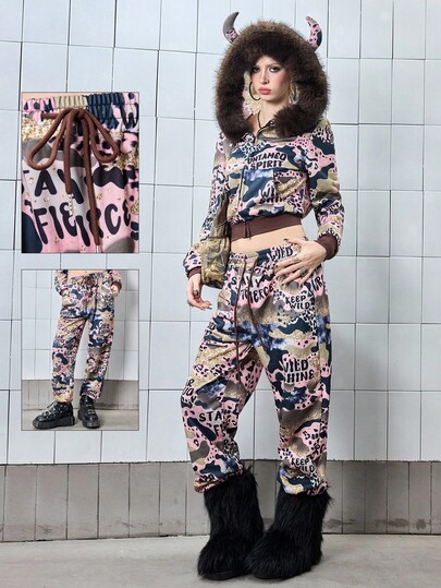 J-Fashion Pantaloni della tuta da donna in stile retrò Y2K, con logo grafico mimetico da strada