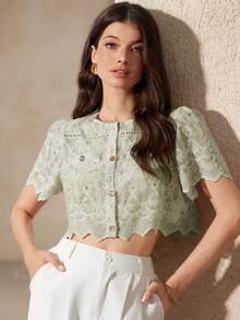 BELROSIE Blusa ricamata con fiori di ciliegio, design con scollo rotondo e ricamo 3D, orlo ondulato per un aspetto lusinghiero, tessuto fluido, romantica per primavera, adatta per picnic e appuntamenti, camicia da donna - Verde - Visualizzare 3