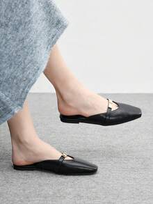 CUCCOO BIZCHIC 女士方头平底黑色金属扣玛丽珍鞋，轻便舒适，一脚蹬设计，适合搭配连衣裙 - 黑色 - 查看 3