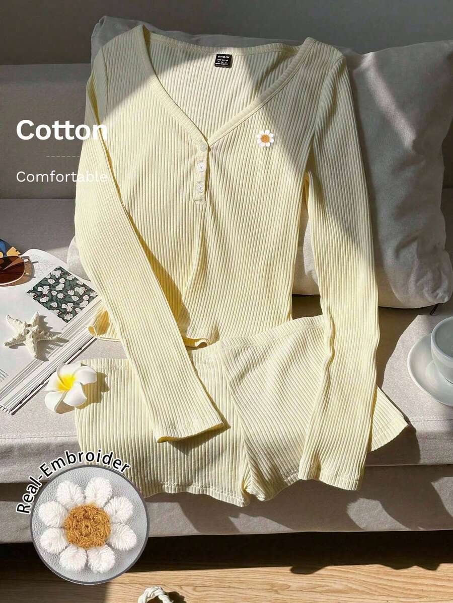 Attitoon Bộ 2 món áo dài tay thêu hoa cúc tươi mát cho kỳ nghỉ hè dành cho nữ và quần short, thích hợp cho ngày trở lại trường, kỳ nghỉ xuân, chuyến đi của các bé gái - Màu vàng - Xem 1