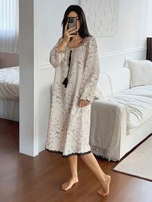 DAZY Floral Print Contrast Trim Puff Sleeve Long Women Nightgown