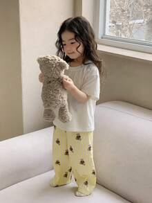 DAZY 2pcs/Set Toddler Girls' Casual Round Neck Short Sleeve Top And Striped Cartoon Print Pants Pajama Set - Yellow - View 3