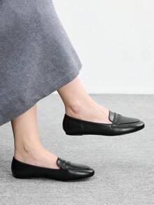 CUCCOO BIZCHIC 女士圆头平底咖啡色乐福鞋，舒适百搭，适合日常通勤、约会、聚会、购物和办公穿着。 - 黑色PU - 查看 3