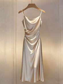 Franclia 女士可调节细肩带收腰优雅中长连衣裙，适合晚宴、派对和正式场合 - 香檳色 - 查看 1