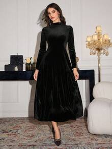 Modelyn 酒红色丝绒长袖修身连衣裙，优雅精致的女士连衣裙 - 黑色 - 查看 4