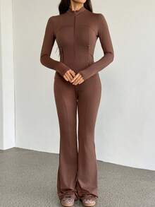 SHEIN Tall 2025春夏新款休闲简约棕色修身开襟长袖侧拉链口袋T恤+高腰喇叭裤女两件套，适合日常出行、返校、毕业典礼、早午餐、机场出行、派对聚会、节日、旅行等场合，简约百搭，休闲舒适。 - 棕色 - 查看 6