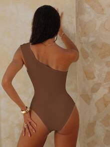 Swim Chiccia New Women's Swimsuit, Knitted High-End Elegant Solid White Single Shoulder Metal Accessory Waist Pleated One-Piece One Shoulder Swimsuit Brown One Shoulder Brown One Piece Brown One Piece Swimsuit One Shoulder Bikini Brown Bodysuit Brown Bikini Set Brown Swimsuit Women - Brown - View 2