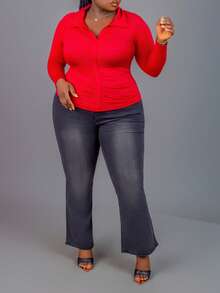 CurvyTilda تي شيرت بياقة مجعدة مناسب للمقاسات الكبيرة