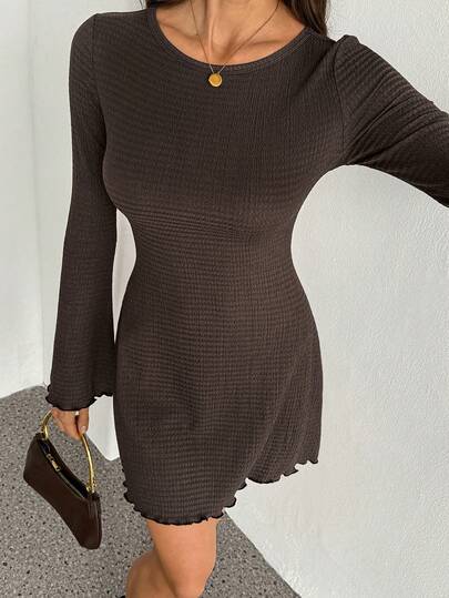 SHEIN Tall 1 st. damklänning med enfärgad, elegant, utsvängd ärm, vår/sommar