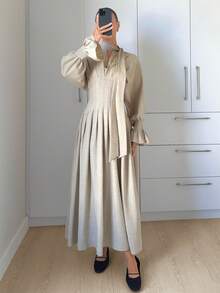 Siren Gaze 女士V领褶裥长连衣裙，秋冬季 - 杏色 - 查看 4